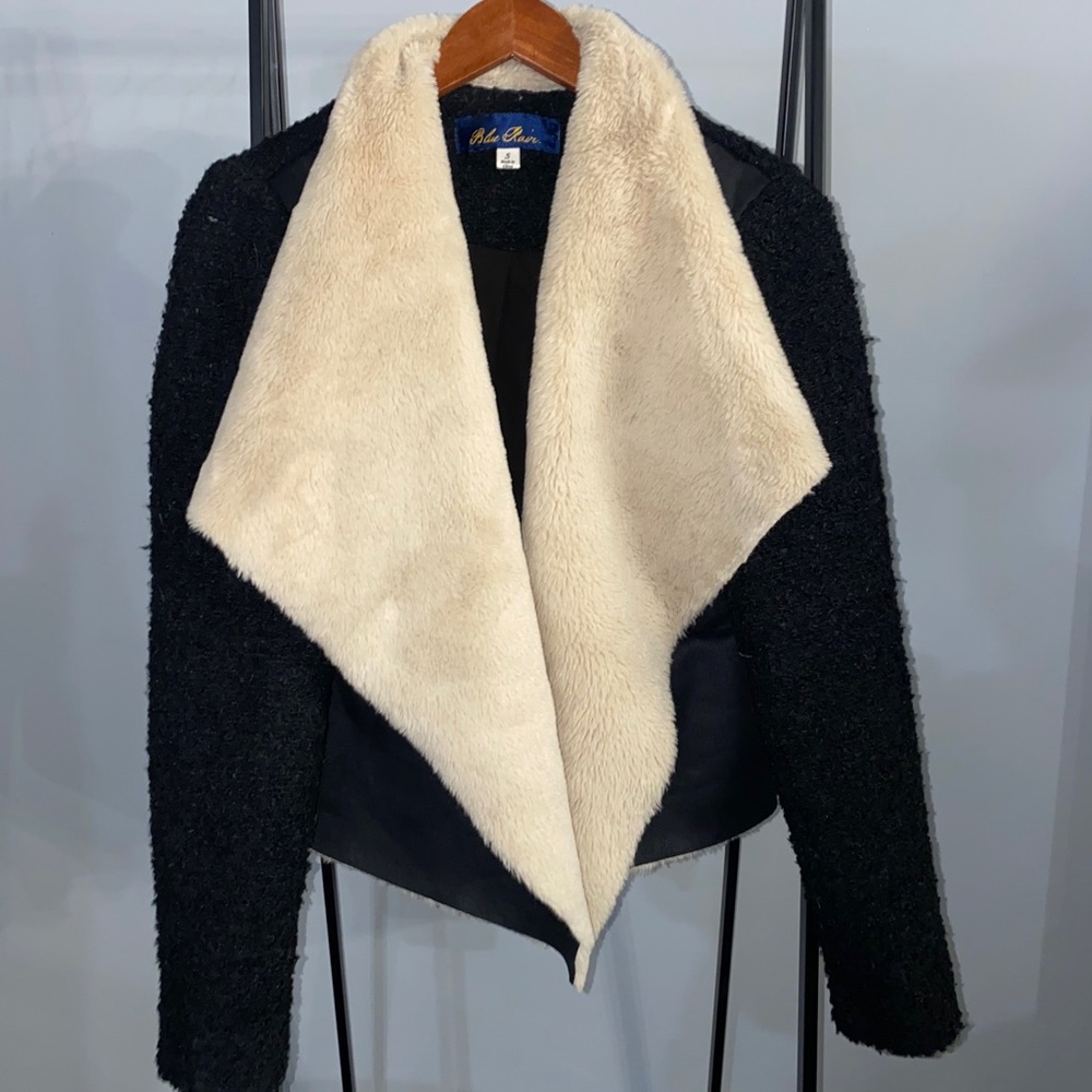 Women’s Blazer with Fur Lining
